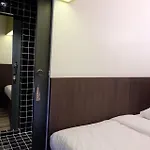 Four Sisters Homestay