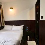 Four Sisters Homestay